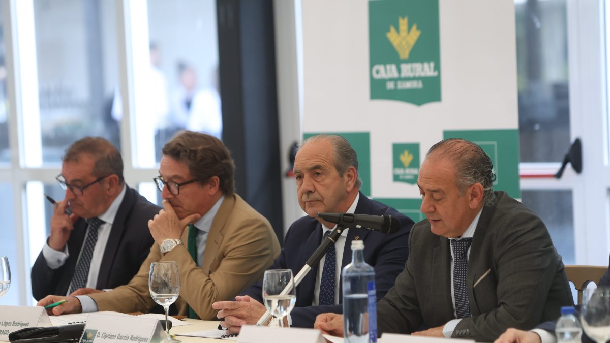 Asamblea general de caja rural de Zamora.