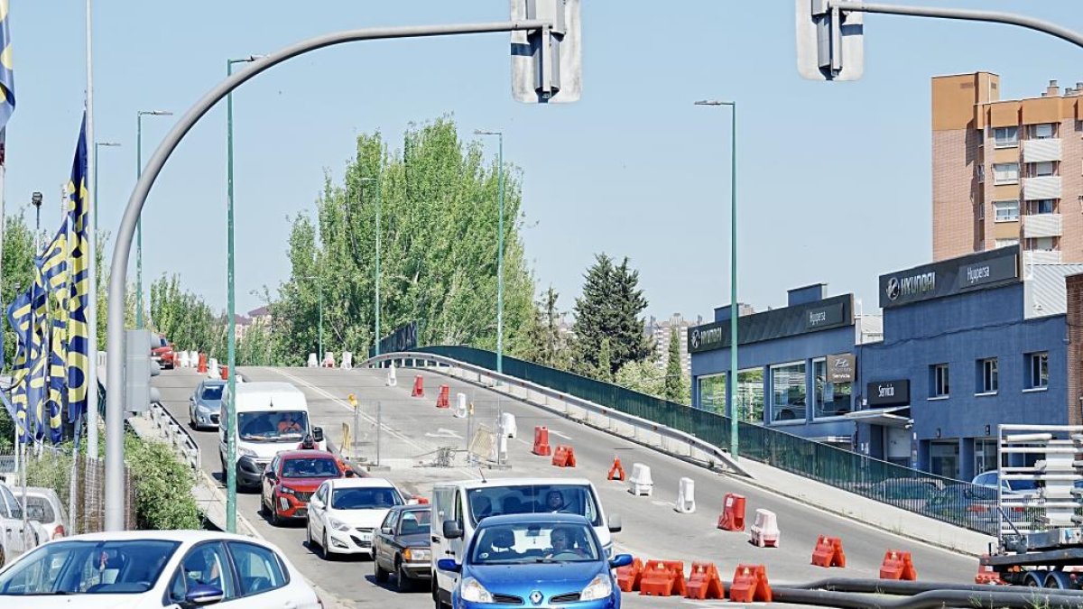 Viaducto de Daniel del Olmo con obras en la actualidad