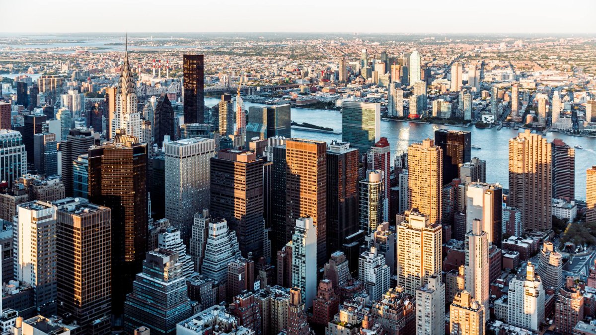 El skyline de Manhattan, uno de los grandes iconos de Nueva York, esconde en el interior del MET una inesperada joya llegada desde Valladolid.