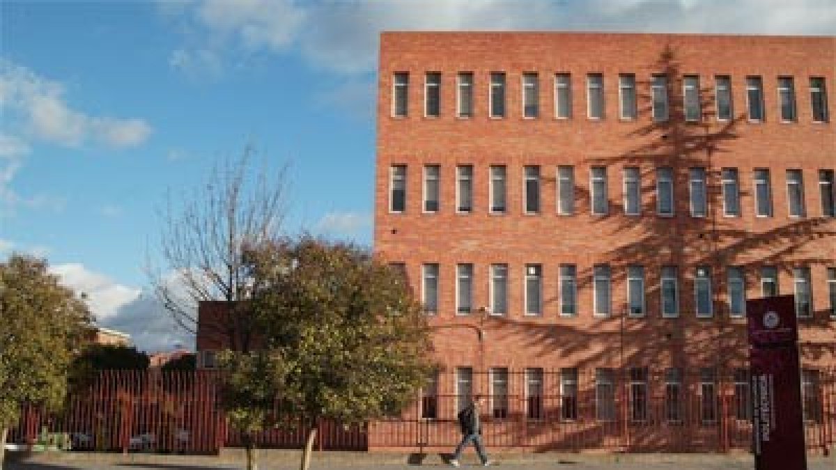 Antigua Escuela Politécnica de la UVA.