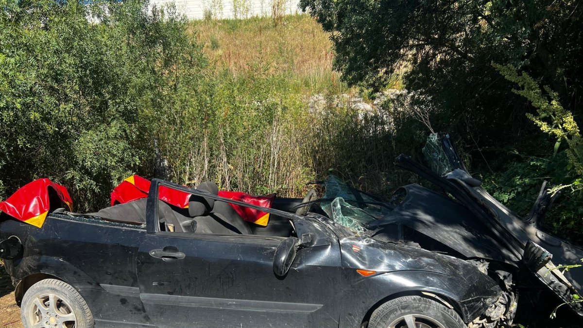 Accidente en la VA-30, en Santovenia de Pisuerga (Valladolid).