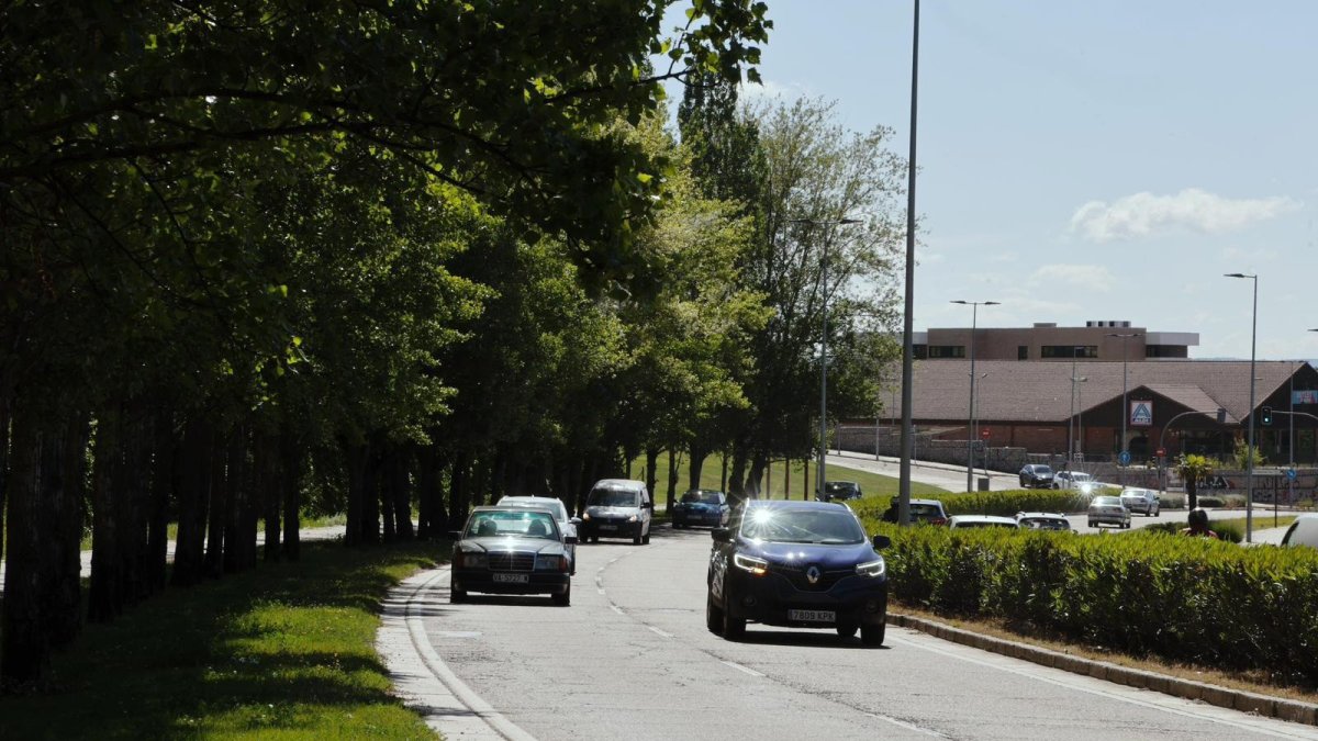 Avenida Manuel Jiménez Alfaro de Valladolid, donde se ejecutarán obras en julio.