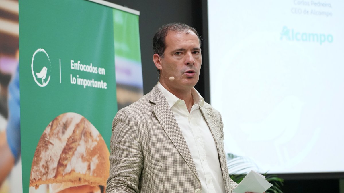Carlos Pedreira, CEO de Alcampo, durante la presentación del Informe de Actividad y RSC 2025 de Alcampo.