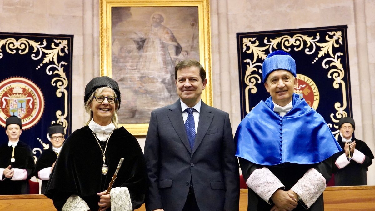 La nueva rectora de la Universidad de Valladolid, Pilar Garcés, toma posesión de su cargo, en un acto en el que interviene el presidente de la Junta, Alfonso Fernández Mañueco.
