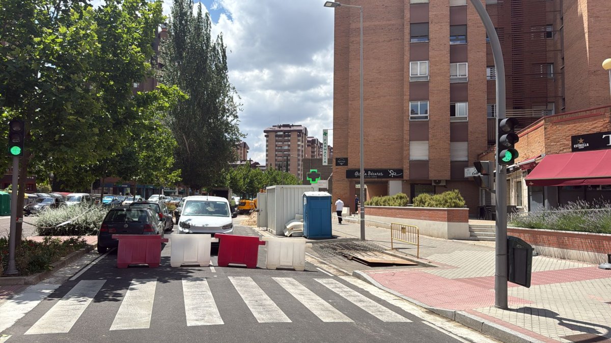 Obras de la red de calor en Adolfo Miaja de la Muela