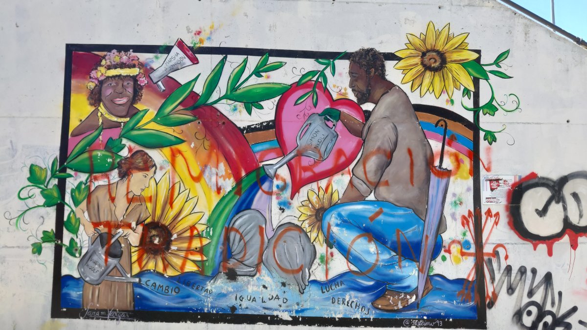 Mural LGTBI vandalizado