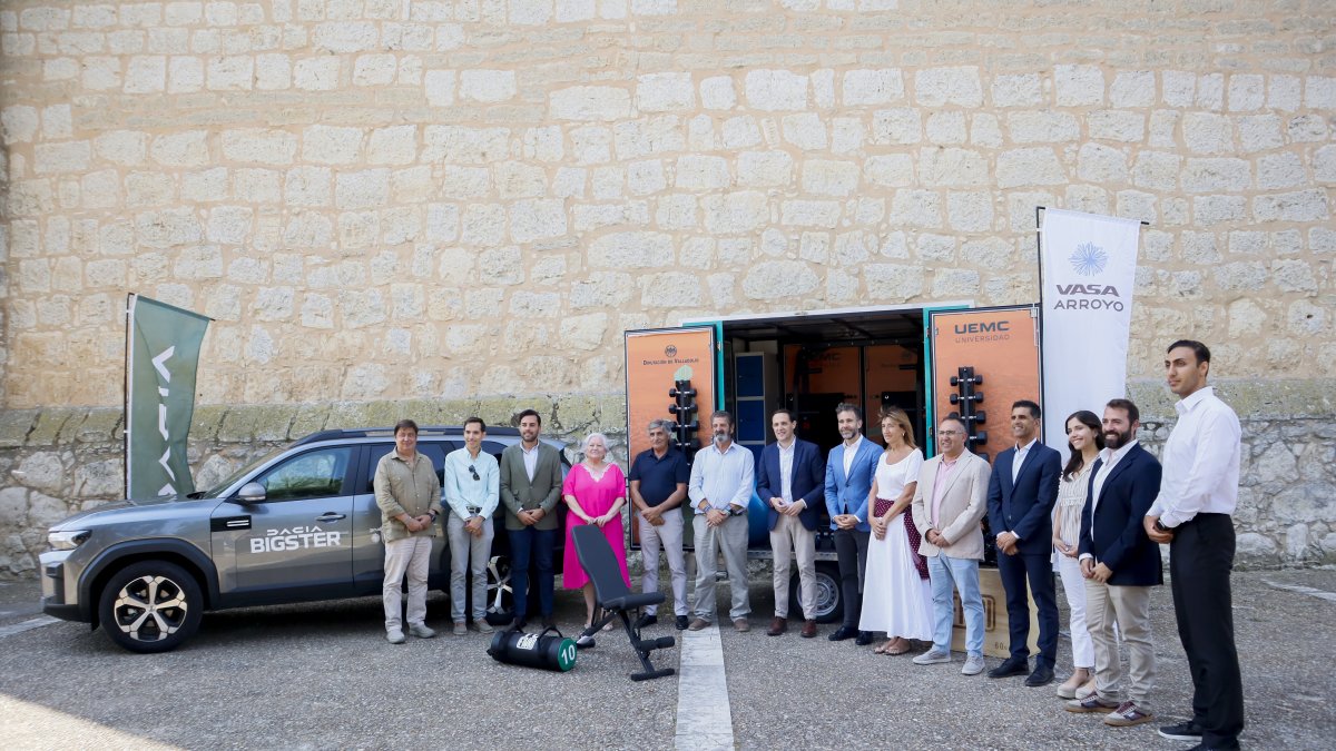 Presentación de Fit-Truck en el Castillo de Fuensaldaña.