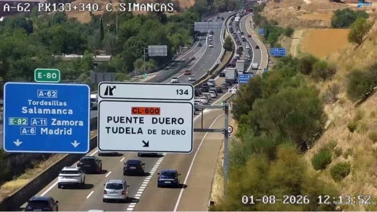 Cámara de vigilancia de Simancas en la A-62 unos minutos después de uno de los accidentes.