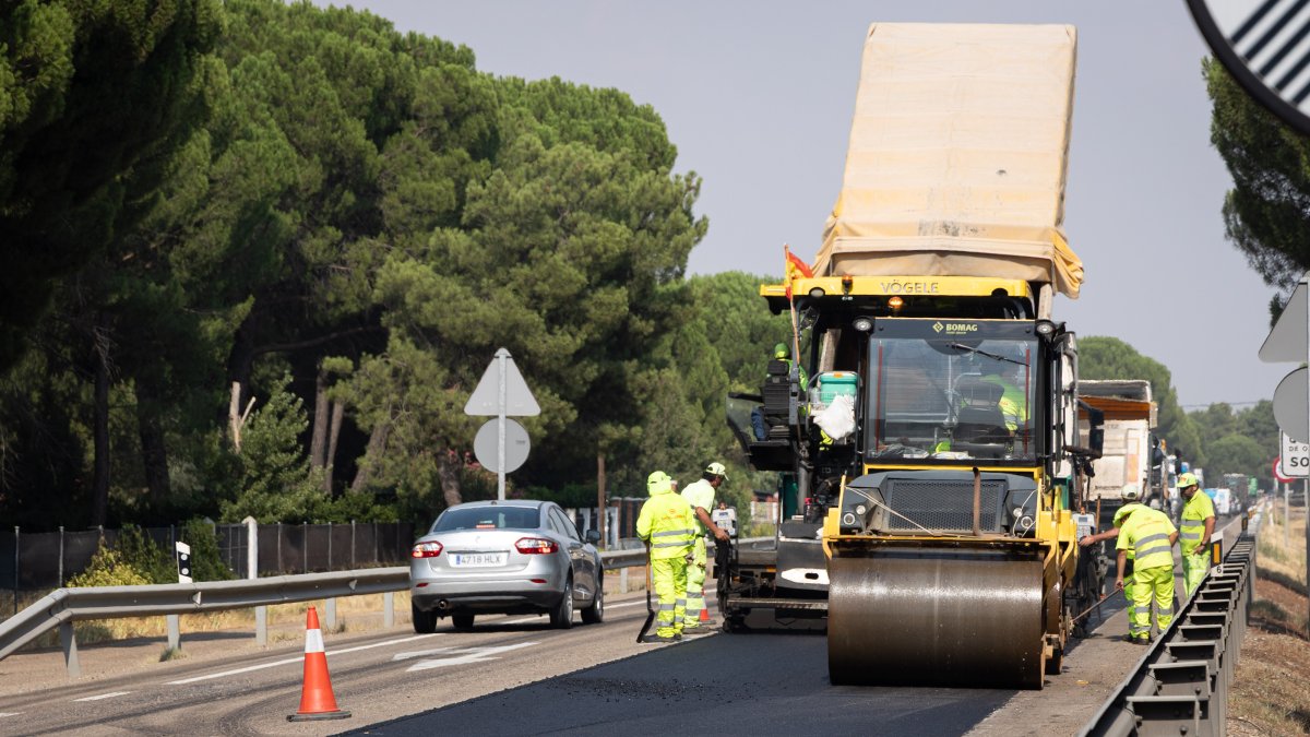 Asfaltado de la N-122 entre Tudela de Duero y Traspinedo.