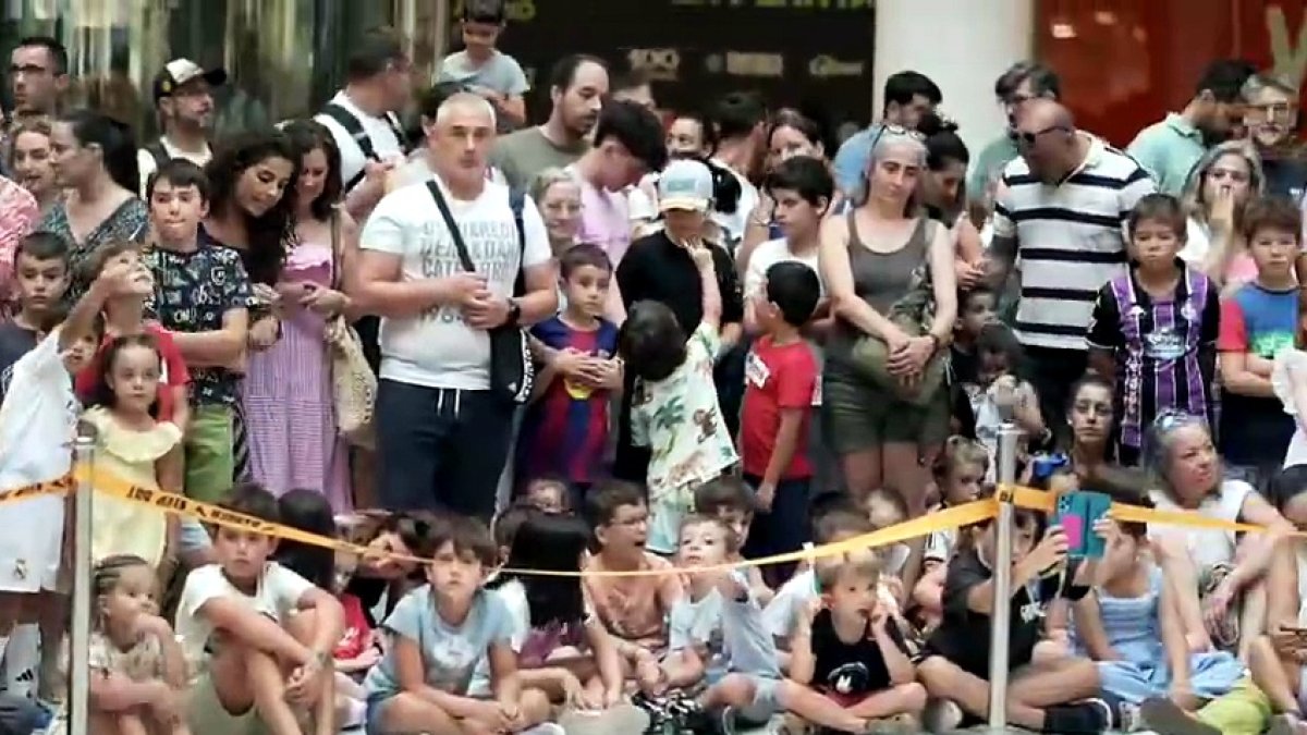 El centro comercial se convierte en un parque Jurásico