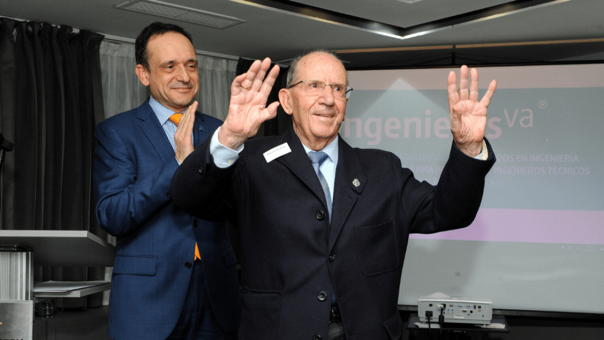 El ingeniero industrial Horacio Sevillano durante la celebración de uno de sus reconocimientos.