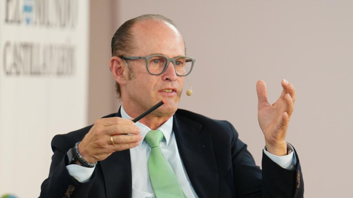 El delegado de Iberdrola en Castilla y León, Miguel Calvo, durante su intervención en Somos CyL 2026