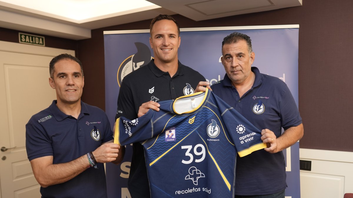 Mario Arranz, con Dolin y Pisonero.