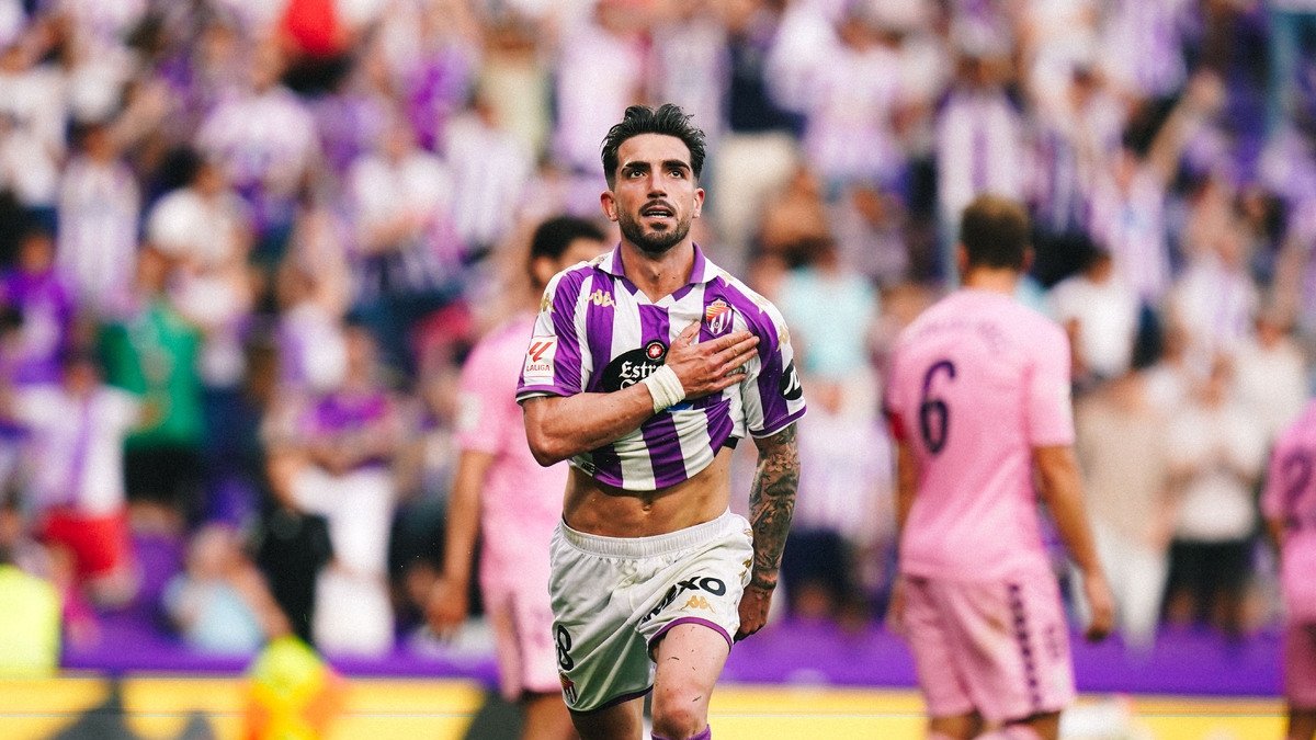 Monchi celebra su gol al Eldense en Zorrilla.