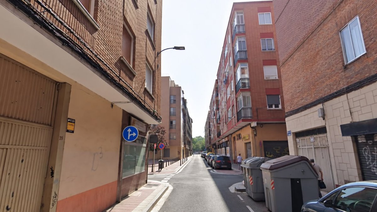 Calle Olmedo 38, en el barrio de Las Delicias