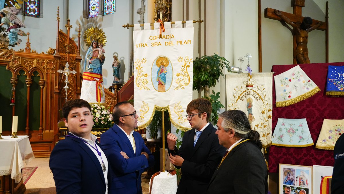 Acto dentro de la iglesia de La Pilarica.