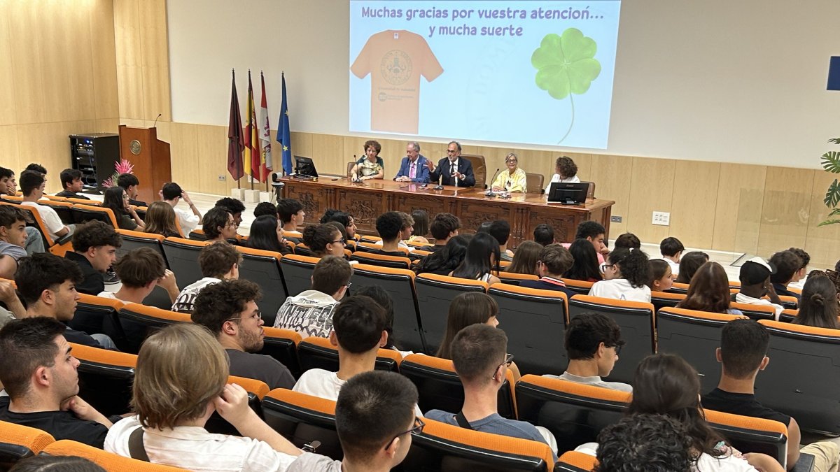 Alumnos de la UVa, el pasado mes de septiembre, durante la jornada de bienvenida.