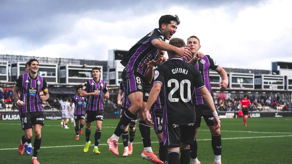 Imagen ya histórica de la última victoria fuera del Real Valladolid, el 17 de enero en Ceuta.