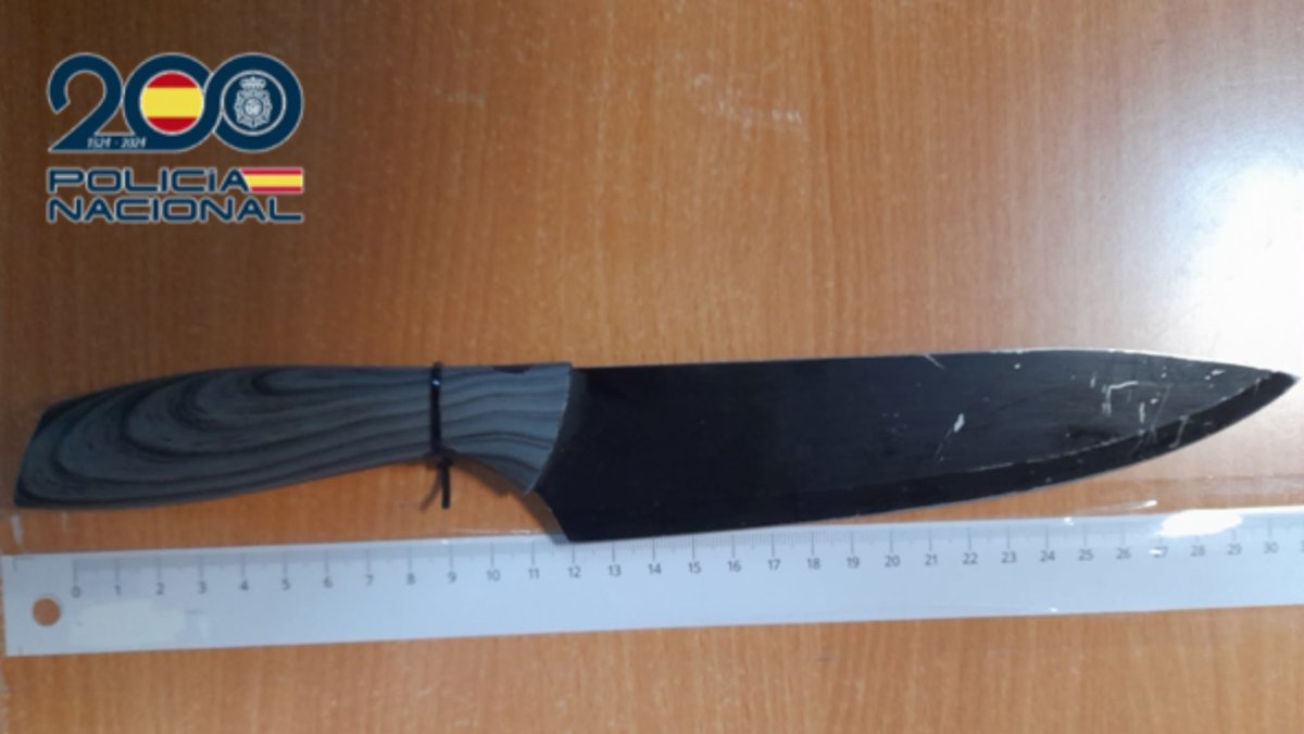 Cuchillo incautado.