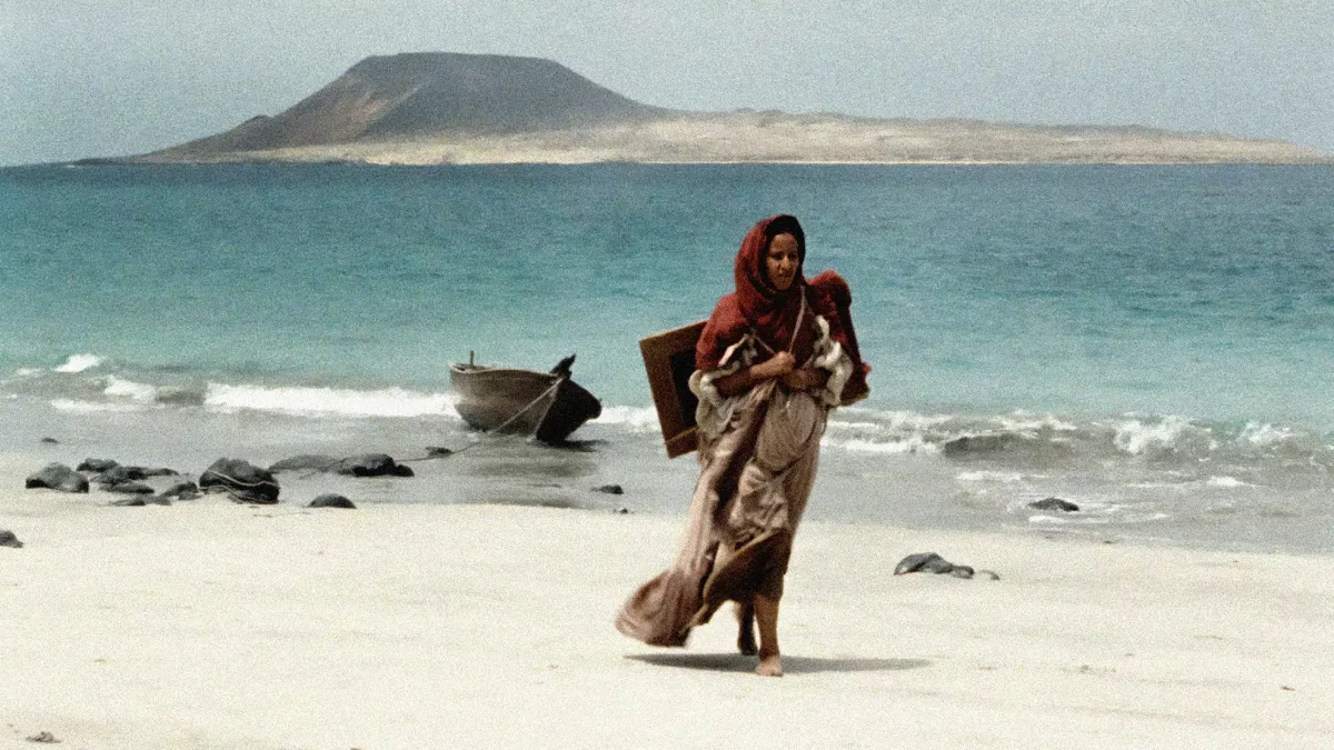 Fotograma de 'Las islas afortuandas', de Helena Girón y Samuel M. Delgado