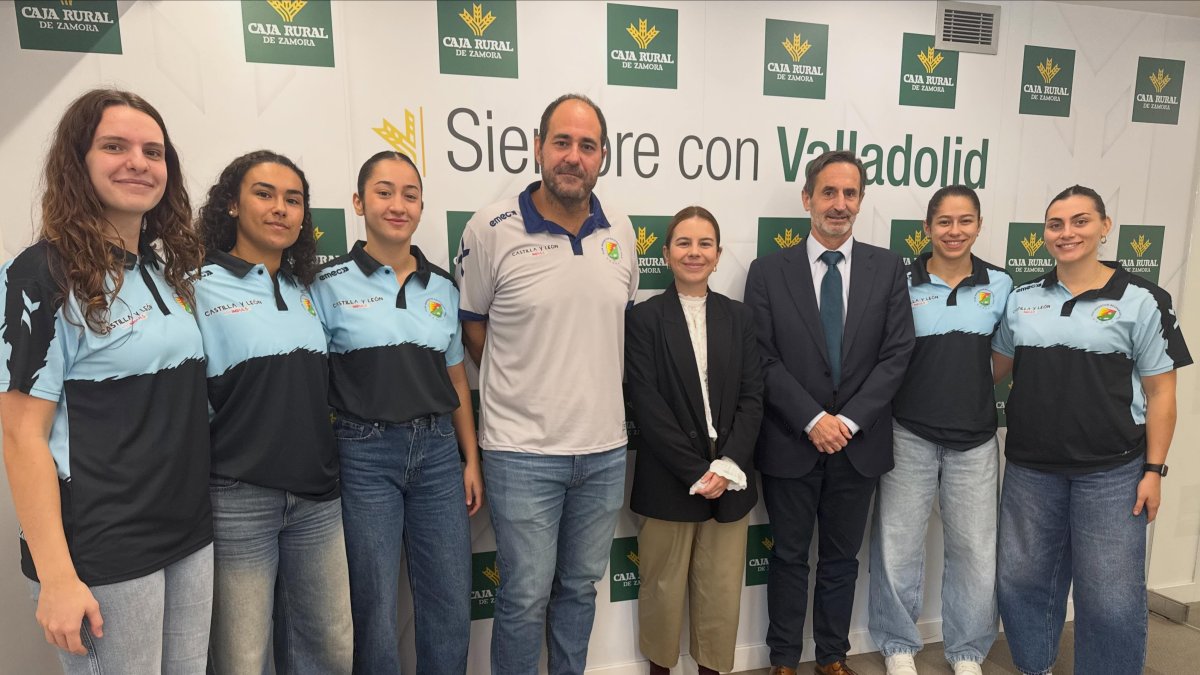 El BM Aula en la presentación del convenio de patrocinio con Caja Rural Zamora.