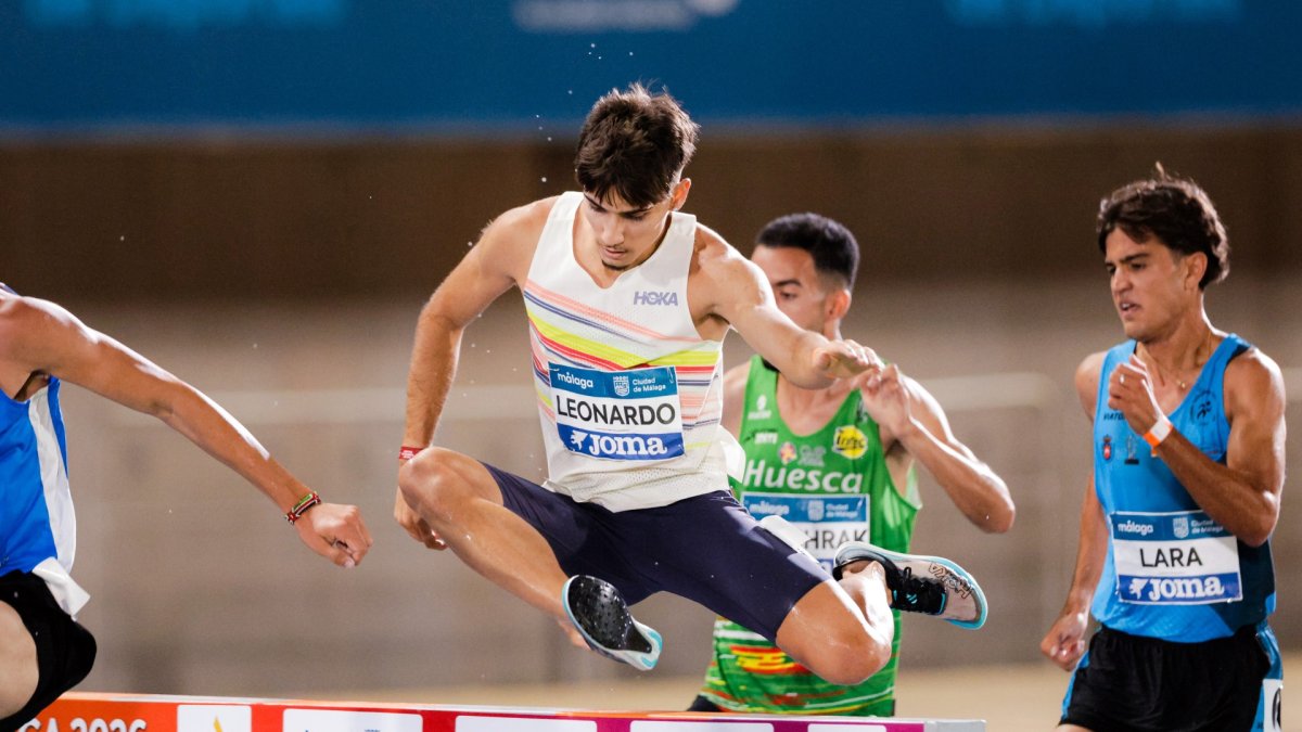 Rubén Leonardo durante una prueba de 3.000 obstáculos.