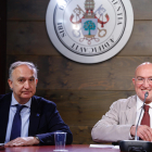 El rector, Antonio Largo, y el alcalde, Jesús Julio Carnero.