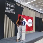 La concejal de Turismo, Eventos y Marca Ciudad del Ayuntamiento, Blanca Jiménez, y el diputado de Empleo, Desarrollo Económico y Reto Demográfico, Roberto Migallón, presentan el espacio conjunto de ambas instituciones en la Feria de Valladolid.