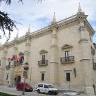Fachada del Palacio de Santa Cruz sin andamios