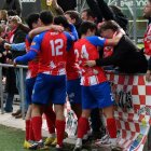 El Tordesillas celebra su postrero gol de la victoria ante el Mojados, en la última jornada.