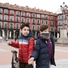 Nicolás y Alejandro tienen diagnosticado síndrome de Dravet.