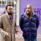 El candidato de Podemos-Alianza Verde, Miguel Ángel Llamas, y el secretario de Organización y portavoz de Podemos, Pablo Fernández.