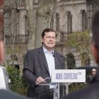 El candidato del PPCyL a la reelección como presidente de la Junta, Alfonso Fernández Mañueco, clausura el acto de presentación de la caravana electoral en Valladolid.