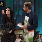 Laura Pausini y Broncano prueban las almendras de Medina de Rioseco