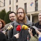 El portavoz de Podemos, Pablo Fernández, en una imagen de archivo durante la campaña electoral.