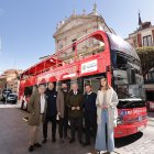 Presentación del nuevo bus turístico eléctrico de Valladolid.