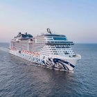 MSC Euribia, barco retenido en un puerto de Dubai por el cierre del estrecho de Ormuz.