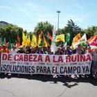 Concentración y manifestación de las Opas para exigir apoyos para garantizar el futuro del campo.