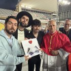 Los integrantes de Siloé junto al Papa León XIV.