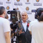 Jesús Julio Carnero, este jueves ante los medios.