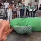 Caída de uno de los gigantes en una actividad durante las fiestas