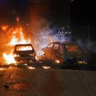 Los coches ardiendo en Cigales.
