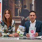 La concejala de Turismo, Eventos y Marca Ciudad, Blanca Jiménez, y el diputado de Promoción Agroalimentaria y Consumo y presidente del Patronato de Turismo, Moisés Santana.