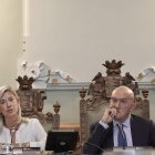 Mozo, Carvajal y Carnero, ayer, en el pleno extraordinario.