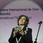 La actriz vallisoletana Elvira Mínguez recibe la Espiga de Honor de la Seminci