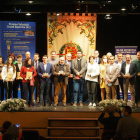 Foto de familia de la 30ª edición de los Premios Valladolid Ciudad Deportiva-2021 celebrados en el Centro Cívico José Luis Mosquera. P. REQUEJO