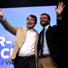 El presidente nacional del PP, Pablo Casado, y el presidente del PP en Castilla y León, Alfonso Fernández Mañueco, en la XXV Intermunicipal del Partido Popular.-ICAL