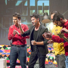 Eduardo Kílez junto al cantante David de María.