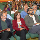 Manuel Saravia, María Sánchez y Alberto Bustos durante una asamblea en Las Delicias. E. M.