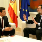 CONSULTAS Rivera conversa con el presidente del Gobierno.-JUAN MANUEL PRATS / FERRAN SENDRA